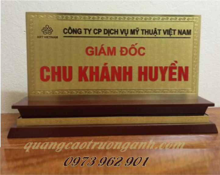 Biển chức danh đồng 2ly đế gỗ