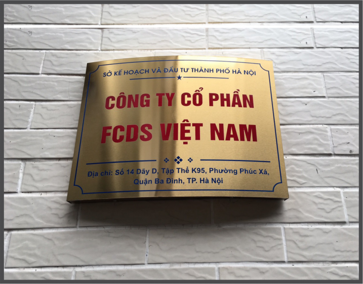 biển inox v&agrave;ng đồng 